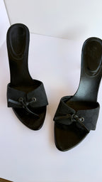 Gucci GG Monogram Mules nero