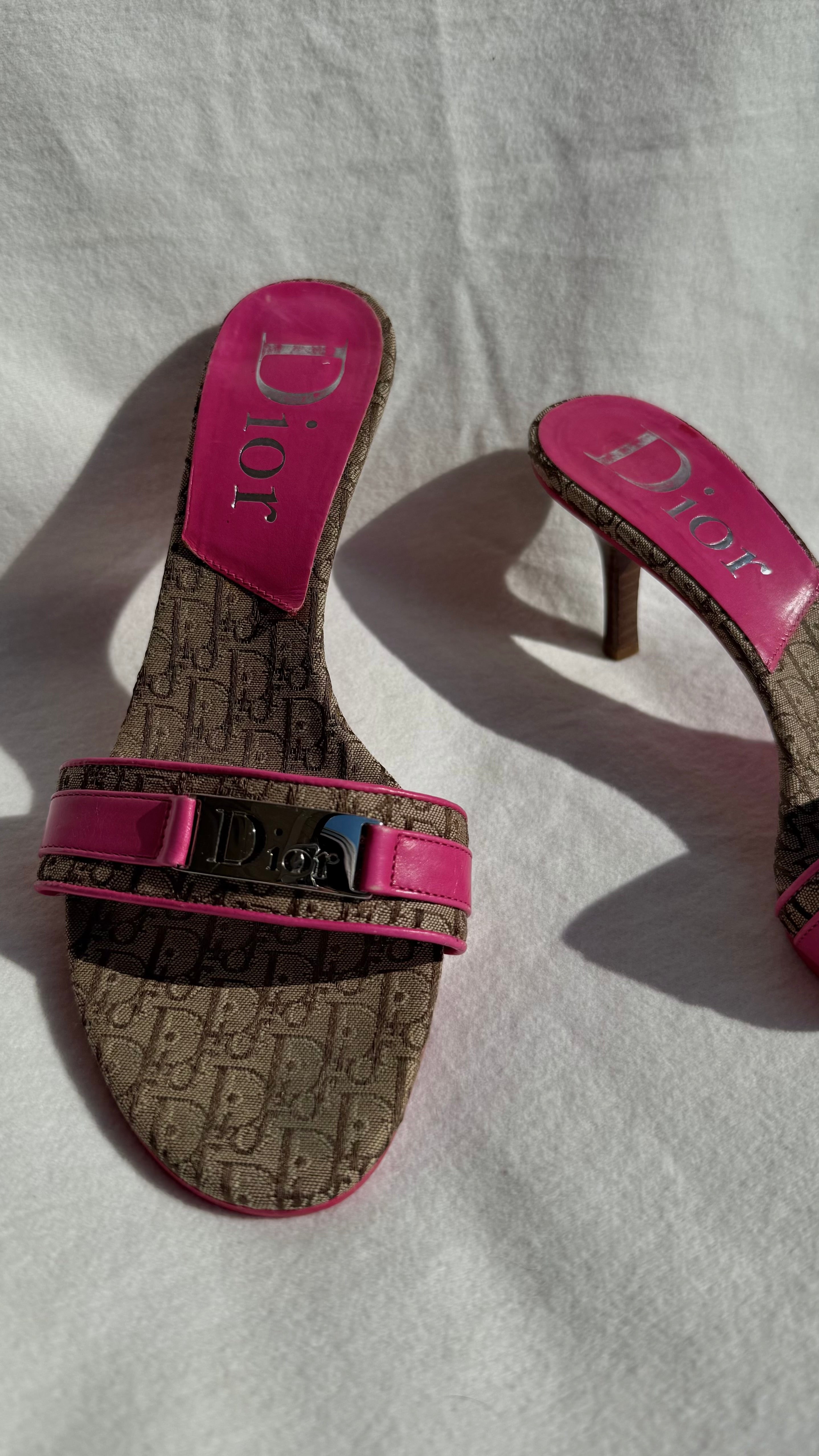 Regina - Dior Vintage Mules Pink Monogram
