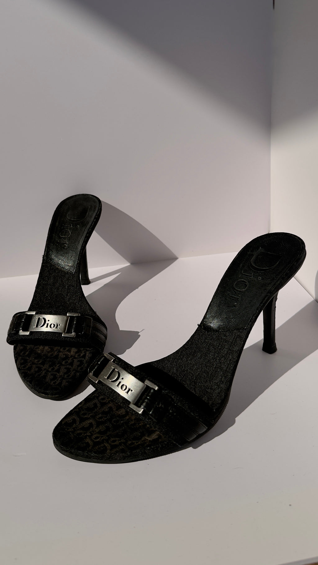 Dior mules vintage monogram nero con dettaglio logo metallico