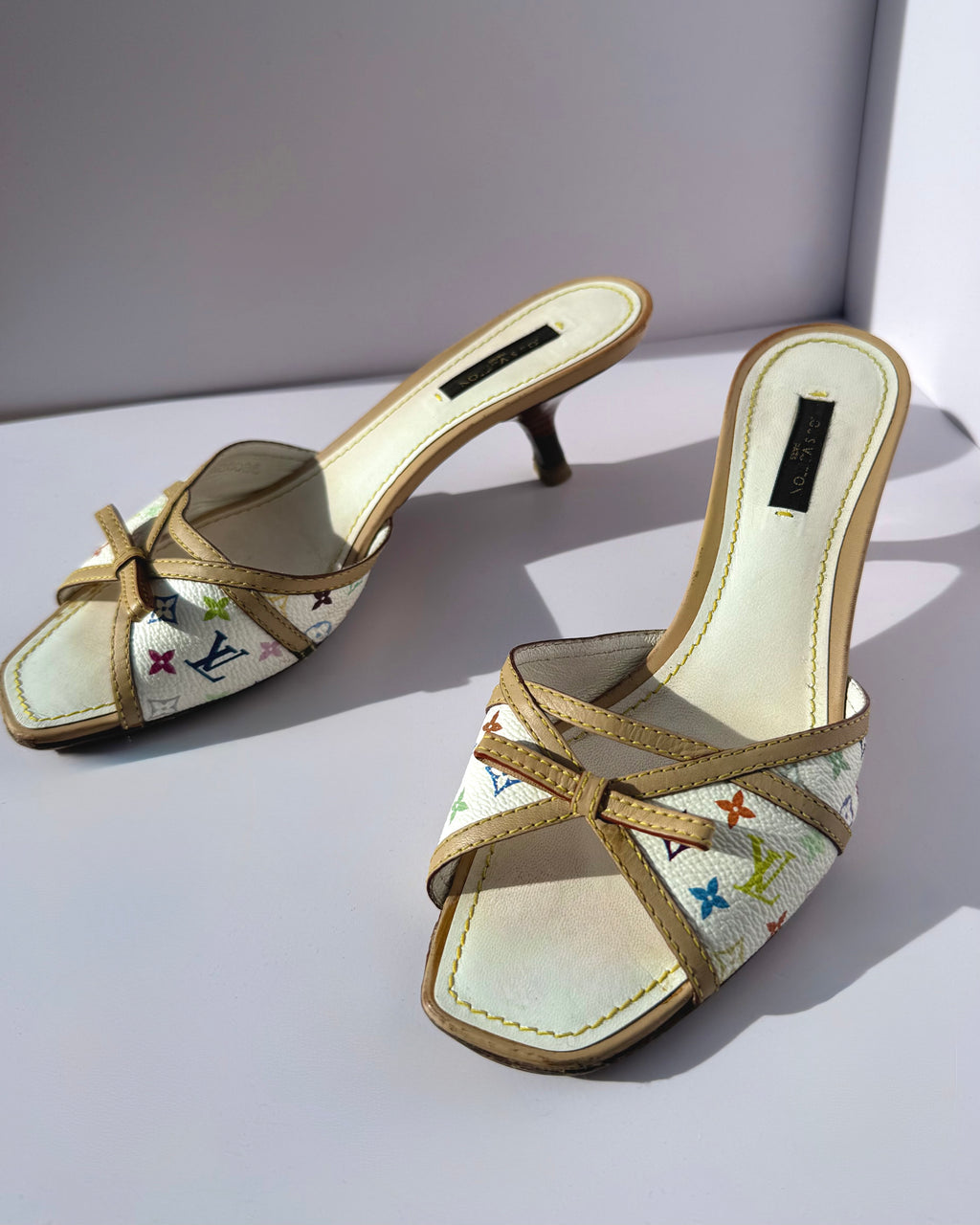 Mules Louis Vuitton Monogram Multicolor by Murakami