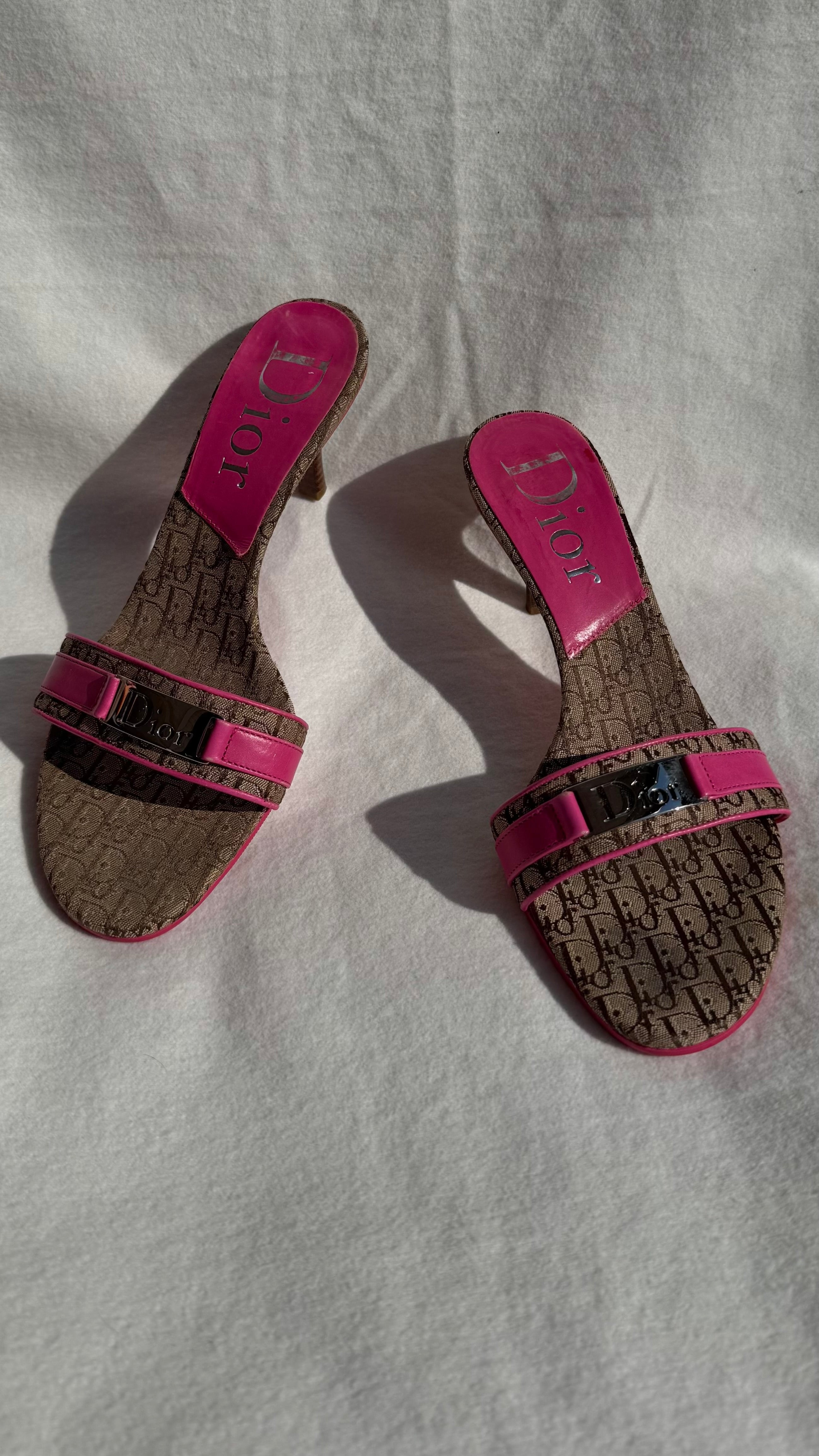 Regina - Dior Vintage Mules Pink Monogram