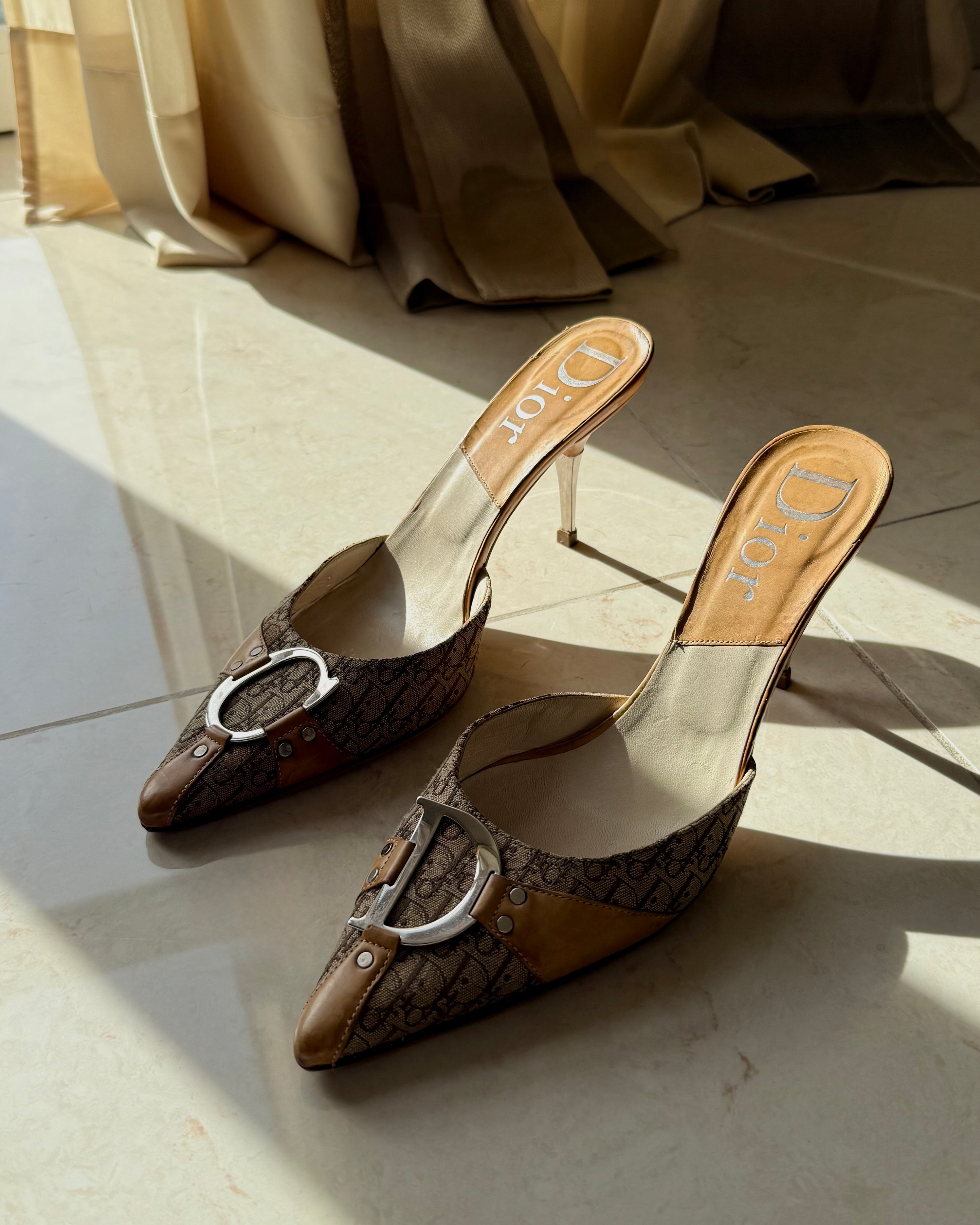 Mules Dior in canvas monogram con dettaglio logo CD