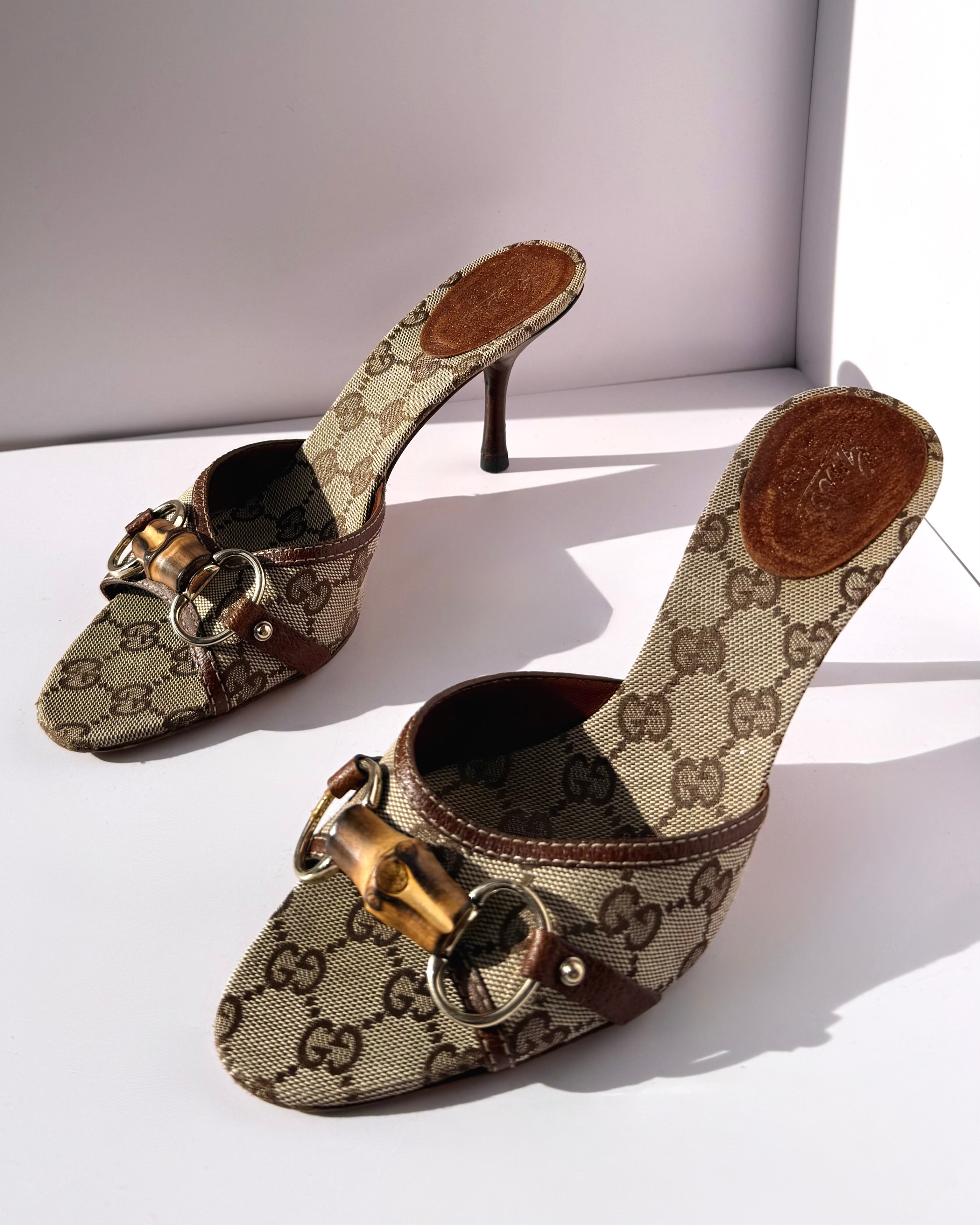 Gucci by Tom Ford brown monogram bamboo horsebit heels