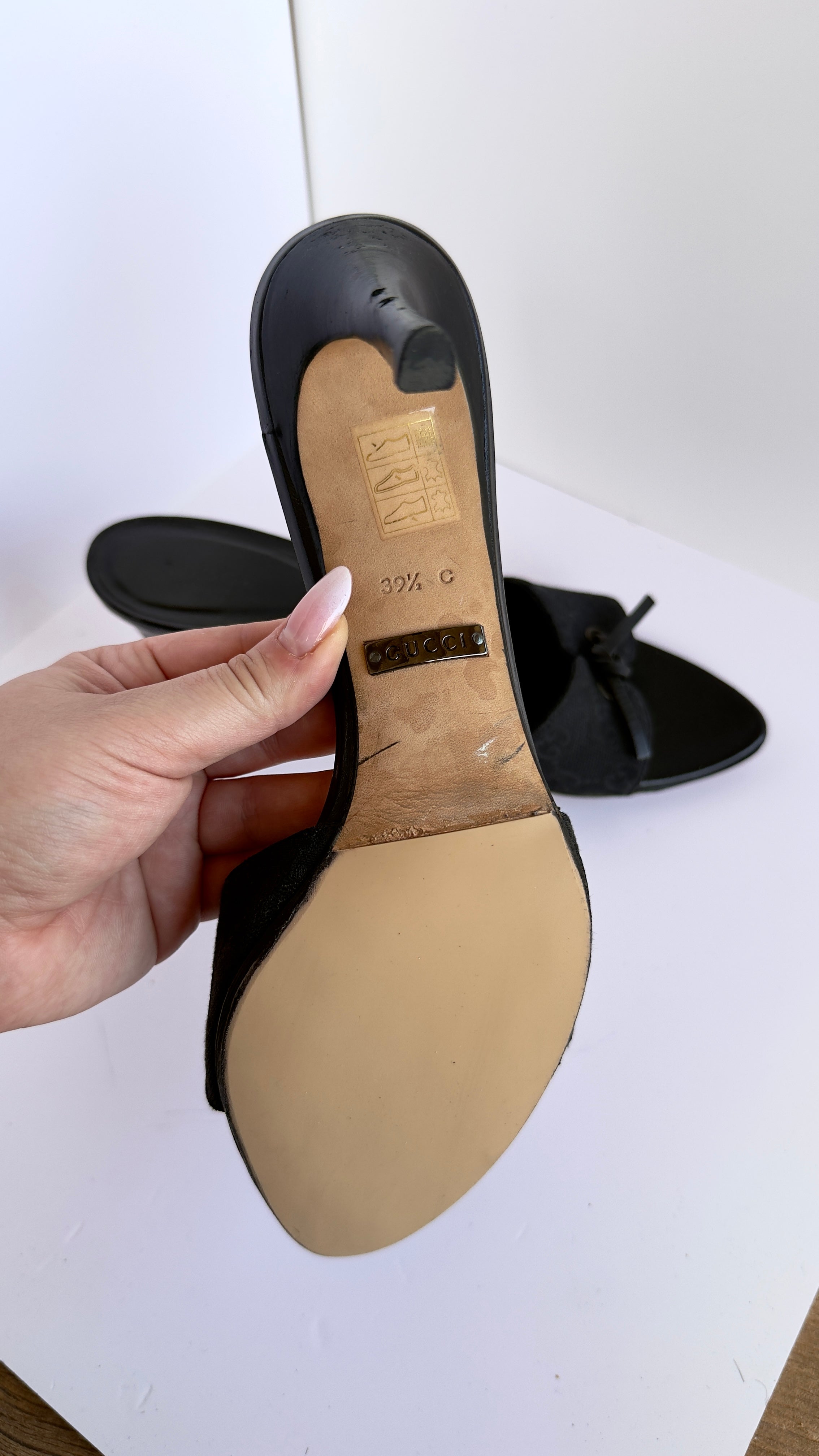 Gucci GG Monogram Mules nero