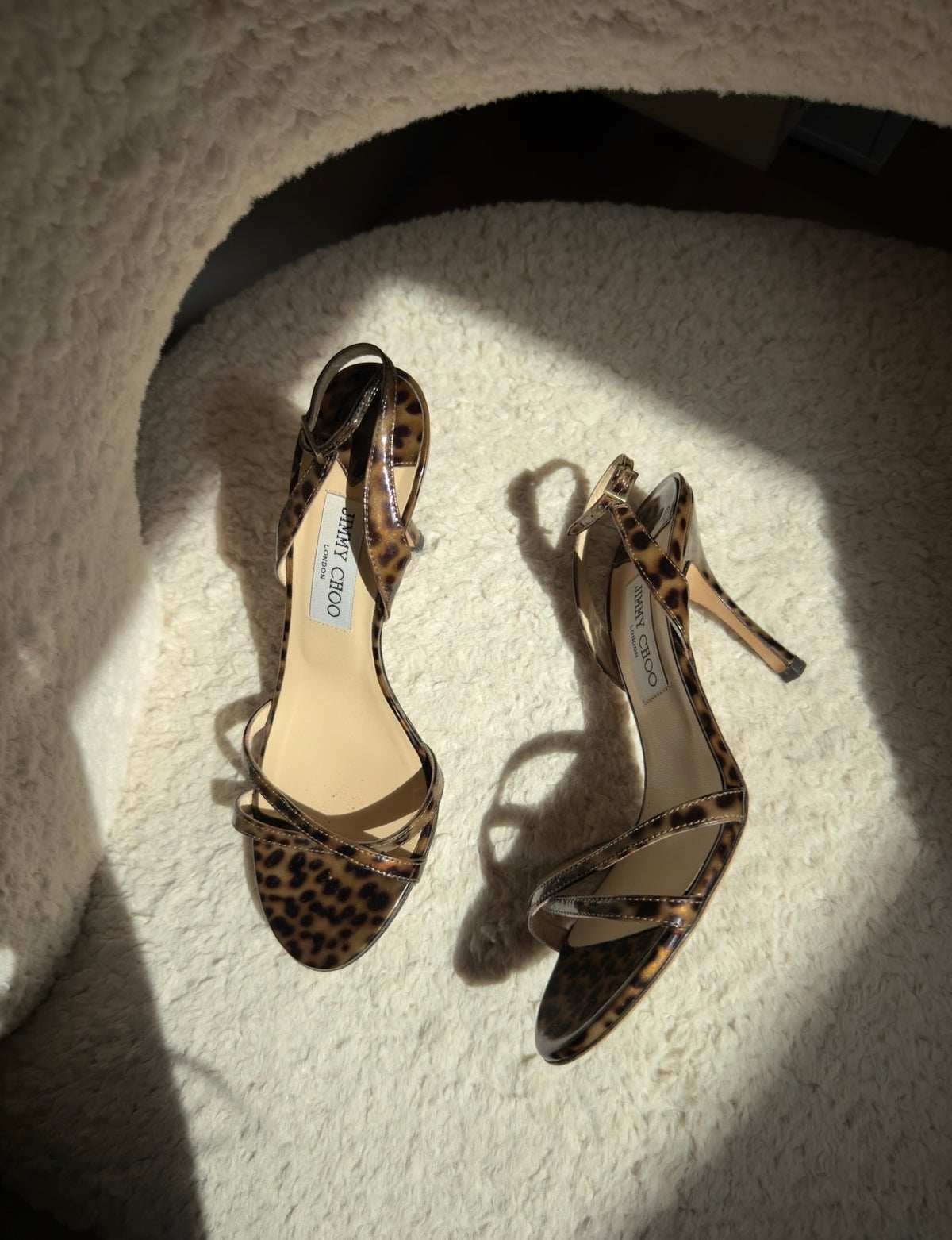 Jimmy Choo sandali vintage in vernice effetto Leopardato