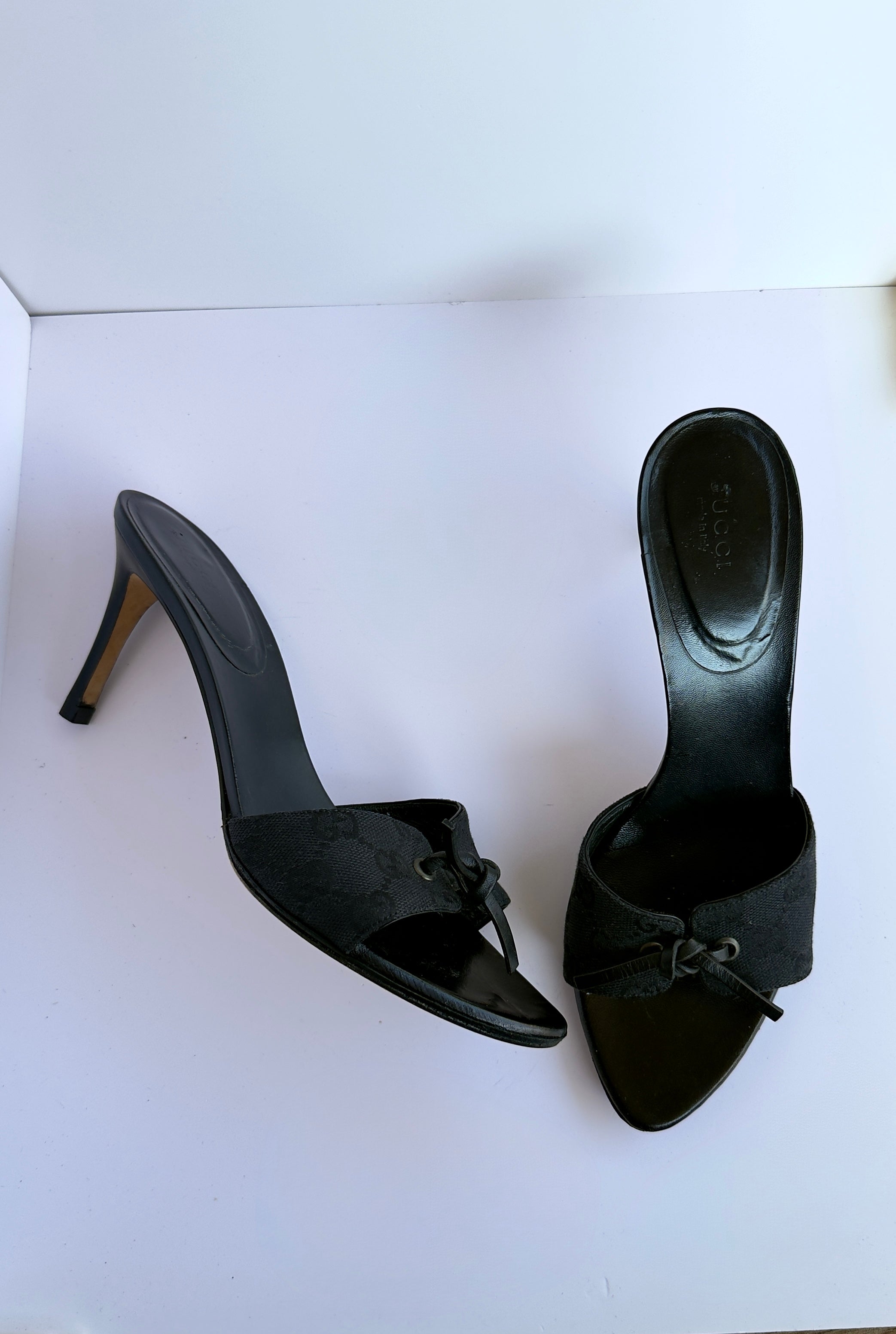 Gucci GG Monogram Mules nero